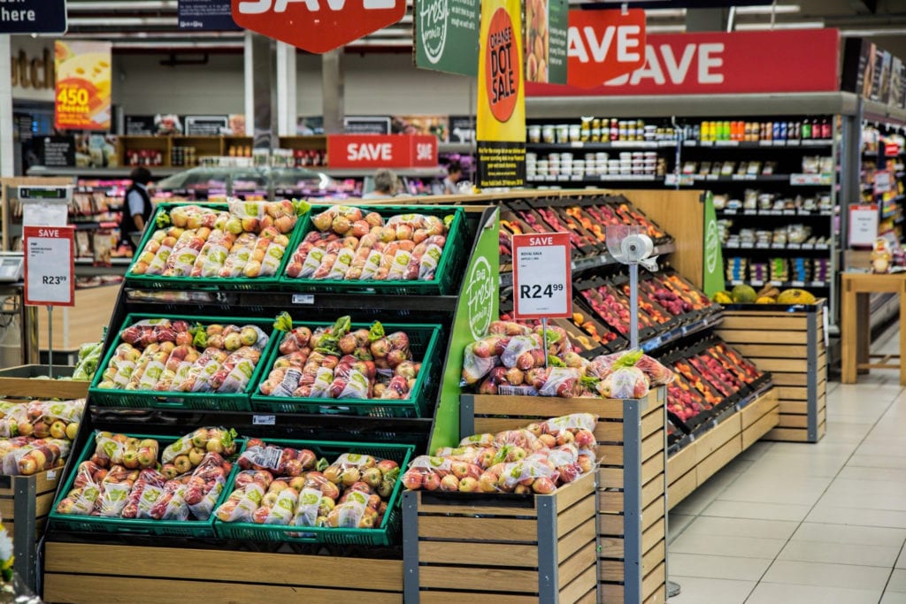 Image of a grocery store produce section